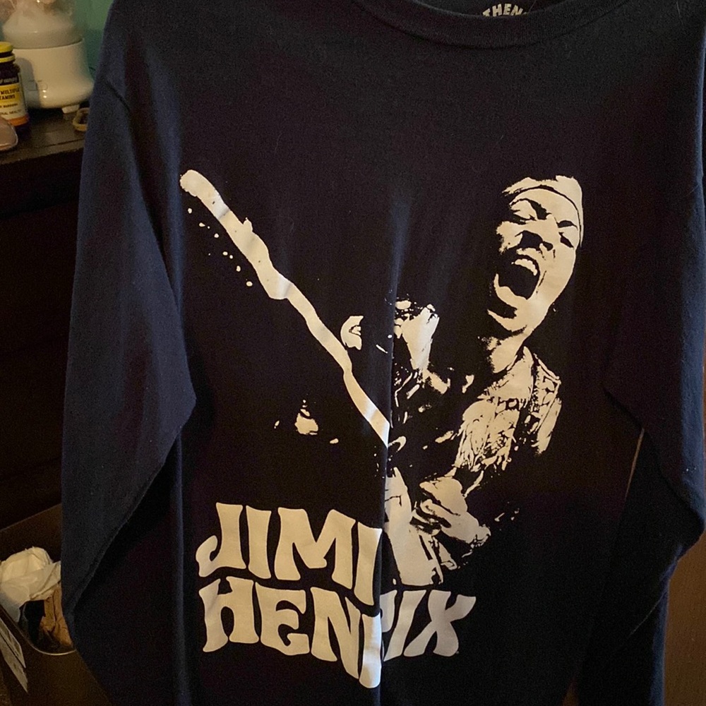 Graphic tee